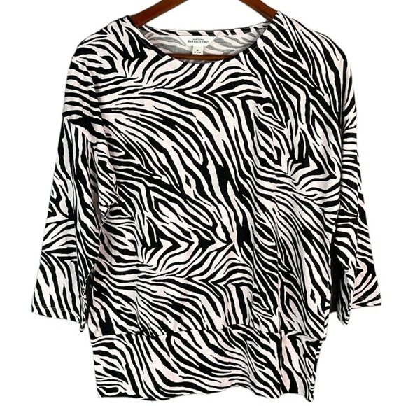 NORTHERN REFLECTIONS NWOT Pale Pink Black Zebra Print Pullover Top 3/4 Sleeve M - Picture 2 of 11